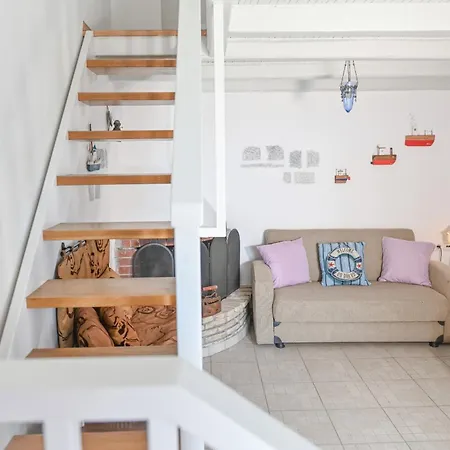 Kivotos Mani * Pírgos Dhiroú