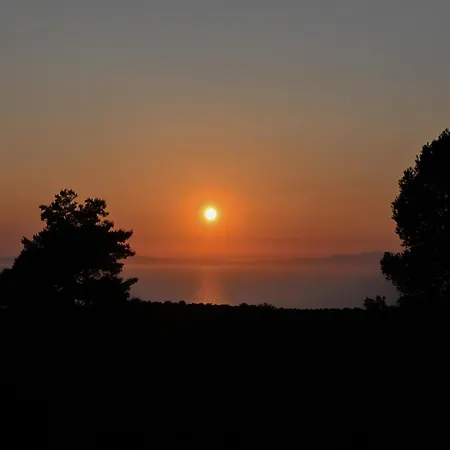 別荘 Kivotos Mani *