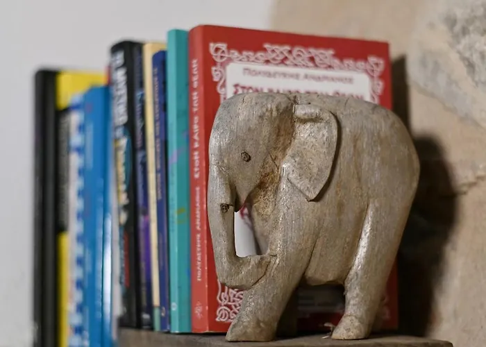 Nyaraló Kivotos Mani