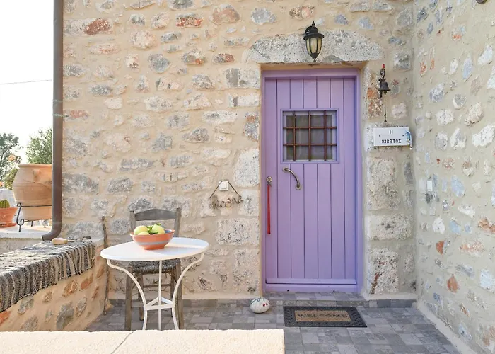 Nyaraló Kivotos Mani